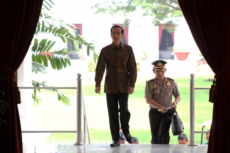 Presiden Joko Widodo Memasuki Istana Negara Menemui Pengusaha Beras Se Jabodetabek. FOTO : VIBIZMEDIA.COM/RULLY