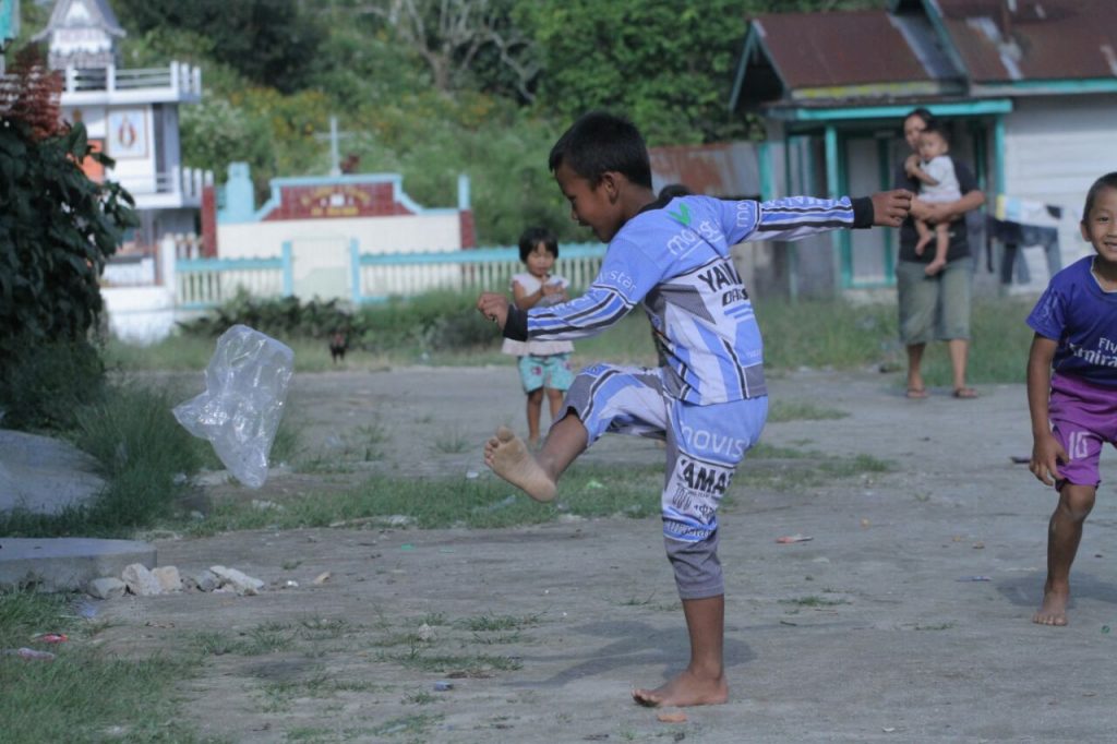 Bermain Plastik2