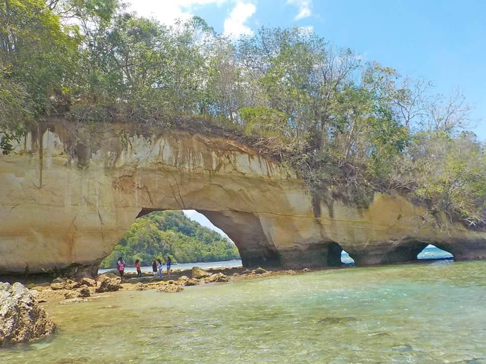 Pulau Lembeh8