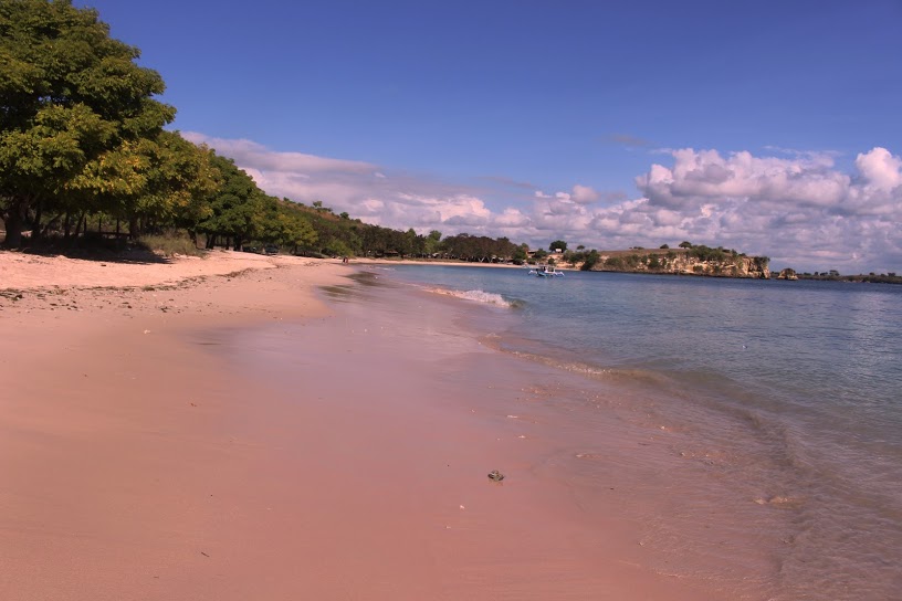 Pink Beach Lombok3