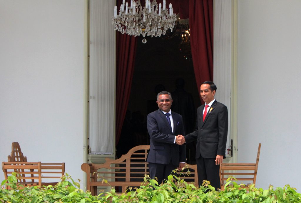 Presiden Joko Widodo bertemu Perdana Menteri Timor Leste Rui Maria De Araujo membahas perbatasan dan ekonomi di Halaman Istana Merdeka, Rabu, 26 Agustus 2015. FOTO : VIBIZMEDIA.COM/RULLY