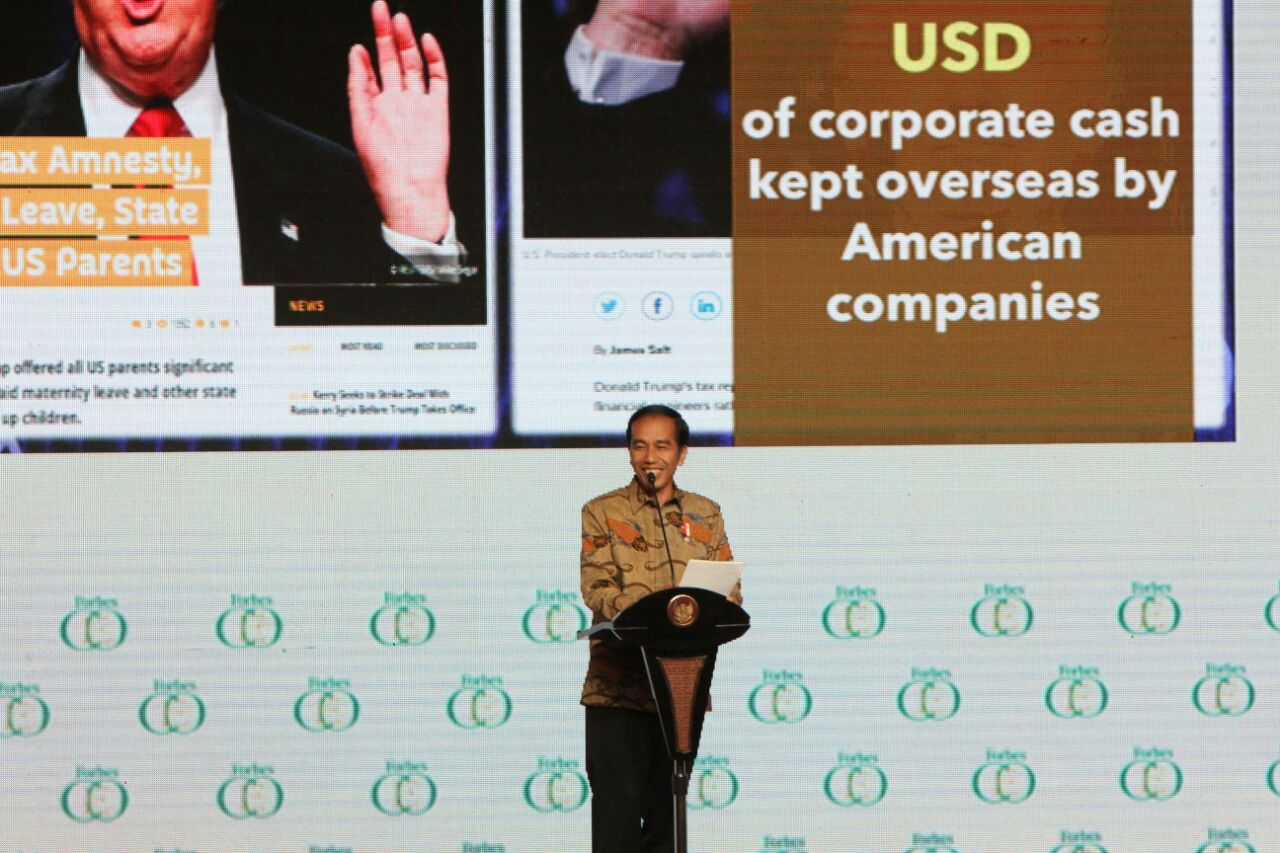 Presiden membuka The 16th Annual Forbes Global CEO Conference Tahun 2016, yang digelar pada Selasa, 29 November 2016, di Hotel Shangrilla, Jakarta.(Photo: Mark Sinambela/ Vibizmedia.com)