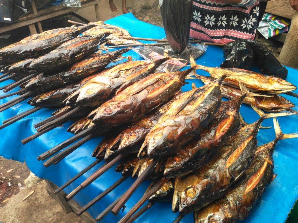 Ikan asap di Pasar Sanggeng, Manokwari,Papua Barat (Photo: Jelin Linda/ Vibizmedia.com)