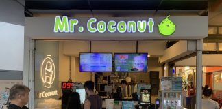 Kesegaran Minuman Mr Coconut Di Singapura