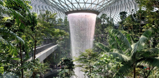 Air Terjun Indoor Tertinggi di Dunia, Jewel Changi Airport