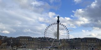 Schlossplatz Alun-alun di Kota Stuttgart Jerman