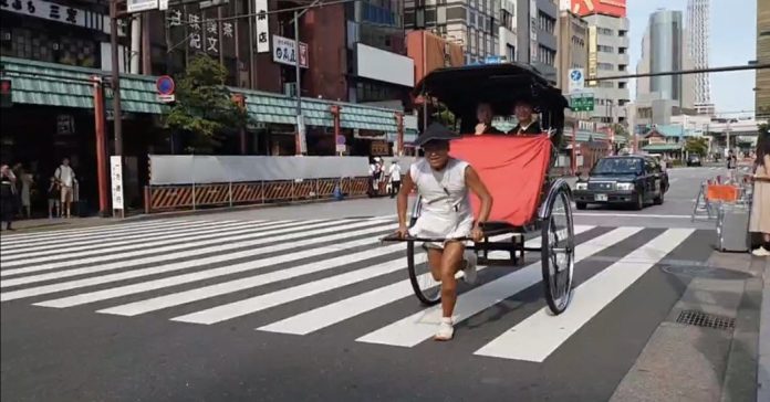 Jinrikisha Becak Orang Khas Jepang