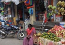 Pasar tradisional Panauti