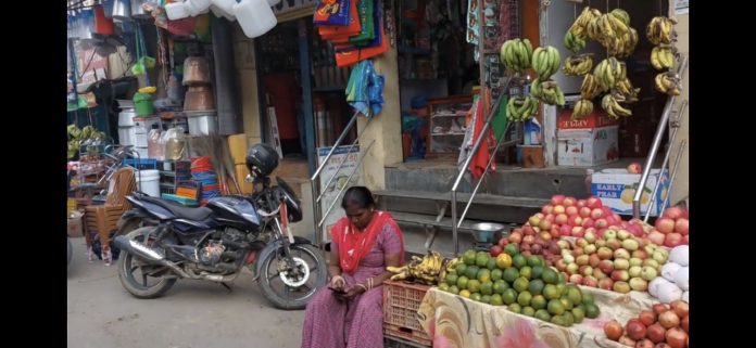 Pasar tradisional Panauti