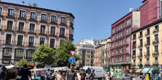 Plaza Mayor Landmark Utama Kota Madrid Spanyol