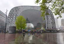 Markthal Rotterdam Pasar di Antara Kaca dan Langit